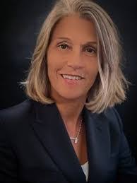 Lisa Diegel's Instagram, Twitter & Facebook