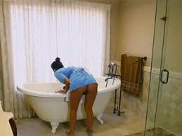 The medieval torture chamber was windowless and often built underground, was lit by a few candles and was specifically designed to induce horror, dread and despair to anyone but those possessing a strong mind and nerves of steel. Maid Cleaning Porn Videos At Xecce Com