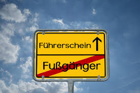 Se trata de un permiso temporal, por lo que si. Manejar En Alemania Con Una Licencia De Conducir De Otro Pais