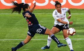 El 28 de julio de 1999 , jugaron por primera vez un partido internacional a nivel oficial, fue por la copa mercosur y acabó con victoria de colo. Colo Colo Vs Universidad De Chile En Vivo En Directo Y Online Por El Cupo A La Copa Libertadores Femenina