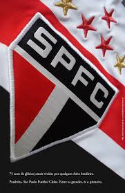 *diferencial do nosso trabalho* *as bandeiras são de dupla face *para melhor acabamento,são cortadas a laser *tecido 100% poliéster *madeira peroba mica *verniz pu. Pin De Deividy Nunes Em Esportes Tricolor Do Morumbi Camisa Do Sao Paulo Bandeira Do Sao Paulo
