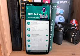 · simultaneously press the menu button, the button to maximize the volume . Moto G7 Power Review