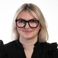 20+ "Danielle Darcy" profiles