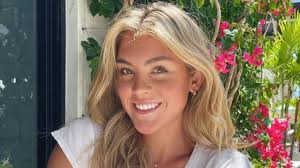 Who is Jackson Holliday's wife, Chloe Cox?