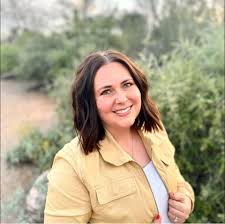 Profile for Lindsay Persons