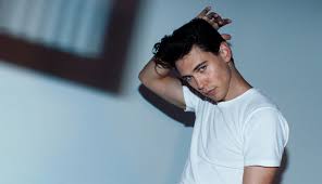 Butler takes on the role of a lifetime with several projects under his belt, including the shannara chronicles, arrow, switched at birth, the carrie diaries and life unexpected, among other films and. Austin Butler Elvis Is In The Building Provokr