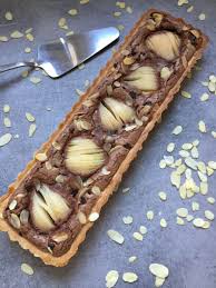 Tarte Amandine Au Chocolat Noir Sugar Garden Tarte Amandine Tarte Amandine Poire Chocolat Gateaux Et Desserts