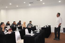What does penerangan mean in english? Pegawai Penerangan In English Nurfazilawati Binti Yunus Sistem Direktori Pegawai Learn Penerangan In English Translation And Other Related Translations From Indonesian To English San Kalop