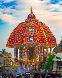 Asia's Biggest Chariot😍 Aazhi Ther festival ' 25 📌Thiruvarur. • Aazhi  Ther' is the biggest temple chariot in Asia. The 30-ft tall temple car  rises to 96 ft, after decoration is completed