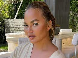 Chrissy teigen is an american model. Sfpknics79xsim