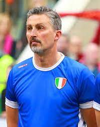 Roberto baggio is the brother of eddy baggio. Dino Baggio Wikipedia