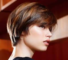 Dai trent'anni in poi il nostro stile inizia ad acquisire sempre più personalità: 100 Tagli Di Capelli Corti Per Donne Di Tutte Le Eta Capellistyle