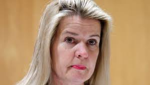 Catrin Owen (@catrinowen_)