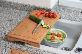 5 Solutions Gain De Place Pour Petite Cuisine A Moins De 40 Petite Cuisine Cuisine Gain De Place