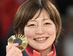 「誰だよ！って思ったら…」引退から3カ月…柔道金メダリスト角田夏実さん〝驚きの転身〟姿に「穏やかな顔で素敵…」「ヒモの締め方が柔道っぽい」「地域貢献の思いが素晴らしい」の声（西スポWEB OTTO！）