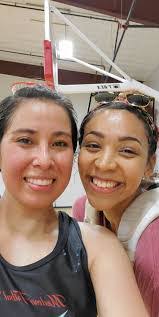 Lauren Taub's Instagram, Twitter & Facebook