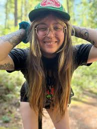 May 5th 1992 taurus. Tattoo artist. NC. Where my twins at