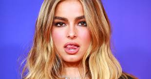 The 2021 mtv movie and tv awards highlighted so many stars that it spanned two nights, sunday, may 16, and monday, may 17. Leebg3ofd6ycym