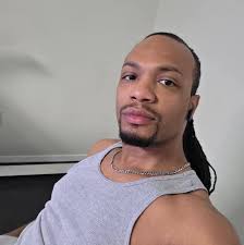 Putting in the overtime 🍞🐾🐱