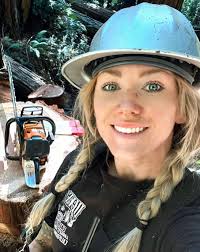 Katelyn Johnson Tree Being FansOffficial