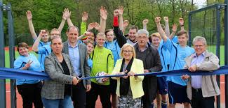 Beleuchtung des konferenztisches eines besprechungsraum ( mit dem thema „maritim ). Stiftung Homburger Meilensteine