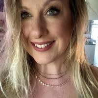 Hope Albright's Instagram, Twitter & Facebook