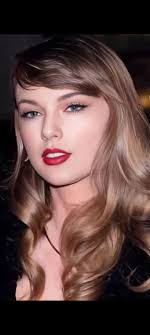 Facecard that never declined 🥰 Taylor Swift