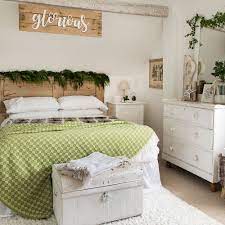 Check out these 101 incredible modern primary bedroom design ideas. Christmas Bedroom Decorating Ideas That Will Make Your Scheme Look Magical