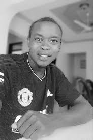 Happy birthday to Mercy Mantani daughter of late Mantani. It's so much fun  having a kind, thoughtful and hilarious kid like you in the hood. Enjoy  your day.