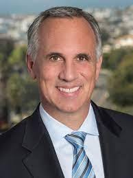 Adel Kassebi's Instagram, Twitter & Facebook