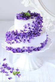 Tort Fiolkowy Ii Violet Cakes Floral Cake Pretty Cakes
