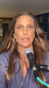 Ai que agonia 😂💙 #bonita #perfeita #beleza #live #ivetesangalo