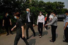 May 28, 2021 · among those unjustly rotting in his jails today are hong kong democracy advocate jimmy lai, australian journalists cheng lei and yang hengjun, and canadians michael kovrig and michael spavor. 7ef 8vmverksqm