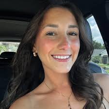 Vanessa Hernandez 🥥🛩️💫🫧 (@hernandezz.vanessa) • Instagram photos and  videos