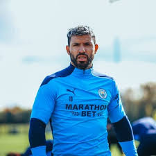 Fc barcelona and sergio 'kun' agüero have reached an agreement for the player to join the club from 1 july when his contract with manchester city expires, the statement read. Kun Aguero La Leyenda Se Va Del City