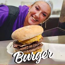 All of our Maddie Burgers come with a free Smile!! :D 🕓 Open from 4 till 8  🚚 Deliveries from 5 till 8 🏠 Collection from 4 Available