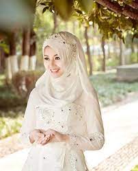 Dian pelangi is the fashion icon of the indonesian world. 48 Beautiful Modern Vintage Wedding Dresses Pengantin Gaun Pengantin Pakaian Pernikahan