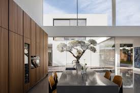 F House By Pitsou Kedem Architects Maison Minimaliste Maison Design Amenagement Maison