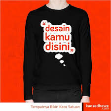 Aplikasi desain baju sangat cocok untuk kamu yang ingin berbisnis di dunia fashion dan mengembangkan clothing brand milikmu sendiri, geng. Desain Kaos Sendiri Radea