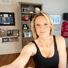 Chicago's current starting quarterback is mitchell trubisky. Staceydales On Twitter The Presumption Is That Andy Dalton Will Be The Starting Quarterback Of The Chicago Bears As He Reunites With Oc Bill Lazor