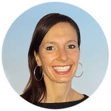 Holly Fee's Instagram, Twitter & Facebook