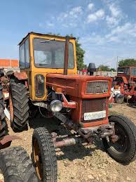 Ai livrare gratuita la comenzi de peste 400 lei, deschidere colet, retur in 30 zile si garantie 2 ani. Utb 650 M Export Tractoare De Vanzare Export Facebook