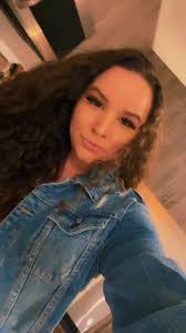 Kayla Bunch's Instagram, Twitter & Facebook