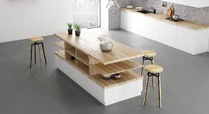 Lag støpte betongvegger, store betongfliser eller flytesparklet gulv. Beton Cire Dans La Cuisine Rendez Votre Cuisine Unique