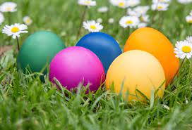 Auch werden in der osterzeit sträuche und zweige in vasen mit ostereiern geschmückt. Ostern 2017 Alsterkind Aktuelles Fur Eltern Und Kind In Und Um Hamburg