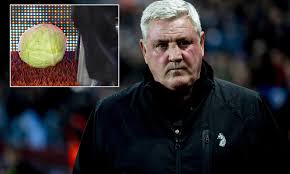 Steve bruce would 'love to manage' newcastle if joe kinnear does. Steve Bruce Slams Fan Who Threw A Cabbage At Him Before Aston Villa S Draw With Preston Daily Mail Online