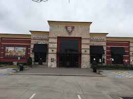 Bj S Mini Deep Dish Pizza Calories Handcrafted Burgers Tacos Award Winning Craft Beer Allen Tx 75002 Locations Bj S Restaurants And Brewhouse