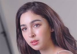 Julia Barretto declares 'freedom'