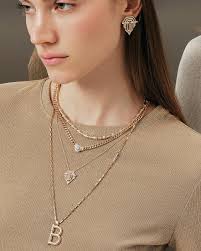 The Carla Ring, adorned with reversed Rubies, is a statement piece you'll  never forget. A bold design that leaves a lasting impression.  #BaguetteRevolution #Bevolution