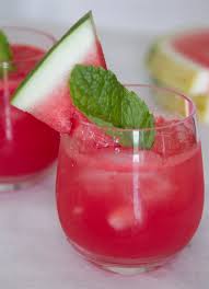 This cocktail is the perfect way to mix a classic summer dessert with a boozy kick. 10 Summer Vodka Drink Recipes That Will Cool You Down Society19